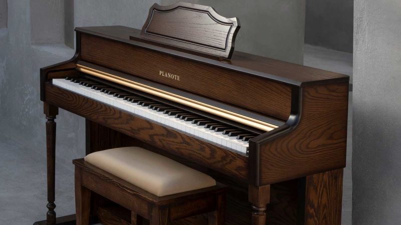 هدیه میلیاردی مسئول لیگ برتری به دخترش!