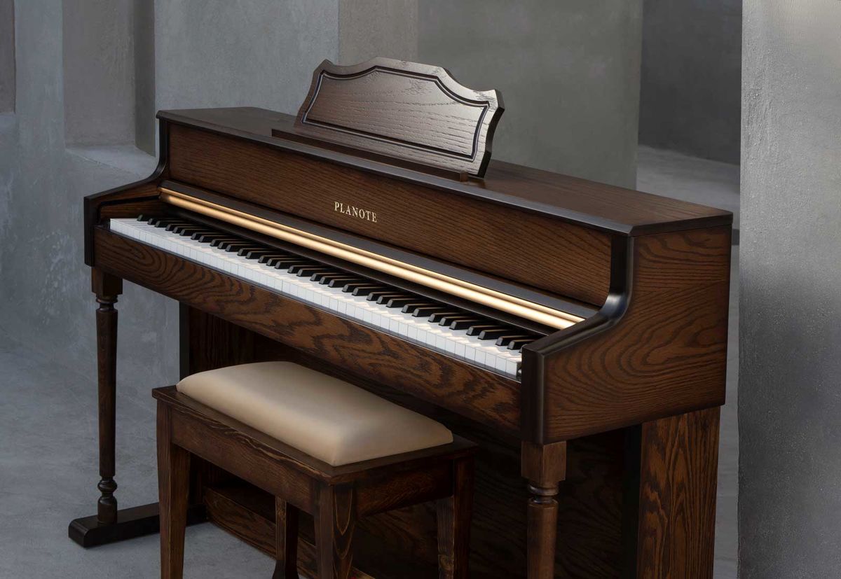 هدیه میلیاردی مسئول لیگ برتری به دخترش!