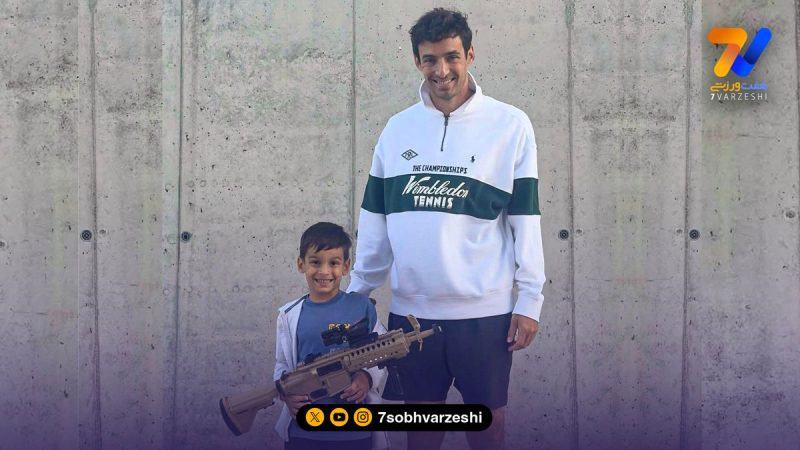 مدافع محبوب پرسپولیسی‌ها در کنار فرزندش+عکس