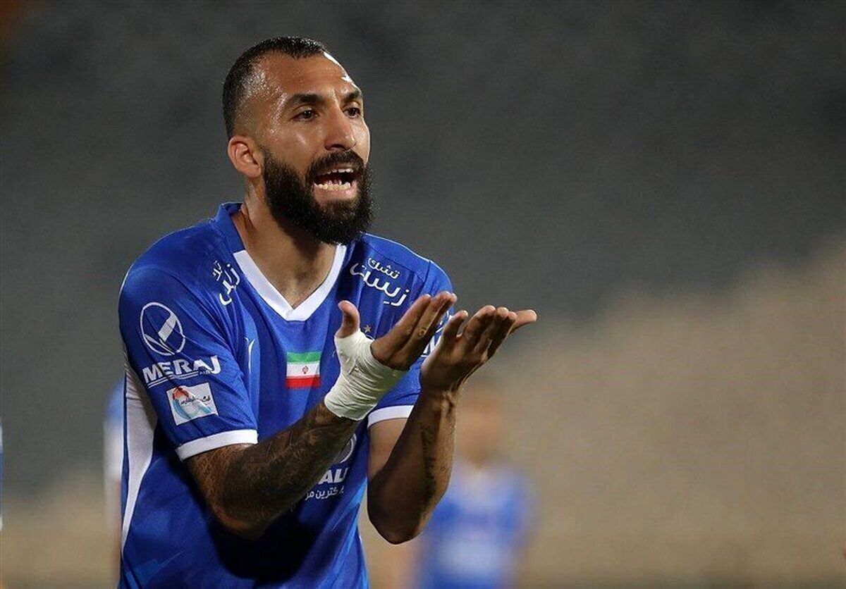 روزبه چشمی ریسک کرد؛ بازی با وجود آسیب‌دیدگی