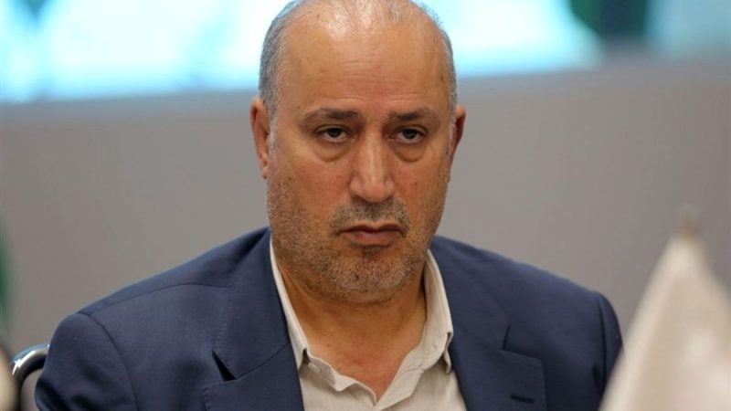 قطع بازی با شعار نژادپرستانه/ تاج دستور داد