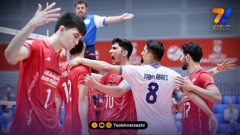 پنج از پنج، ایران صدرنشین گروه