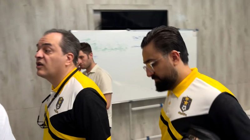 بازدید اعضای تیم ستارگان رسانه از رختکن ورزشگاه المپیک کیش