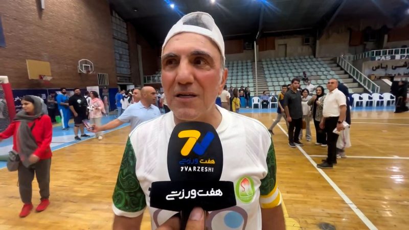 حسن فتحی: امیدوارم مشکلات فوتبال و سینما کمتر شود