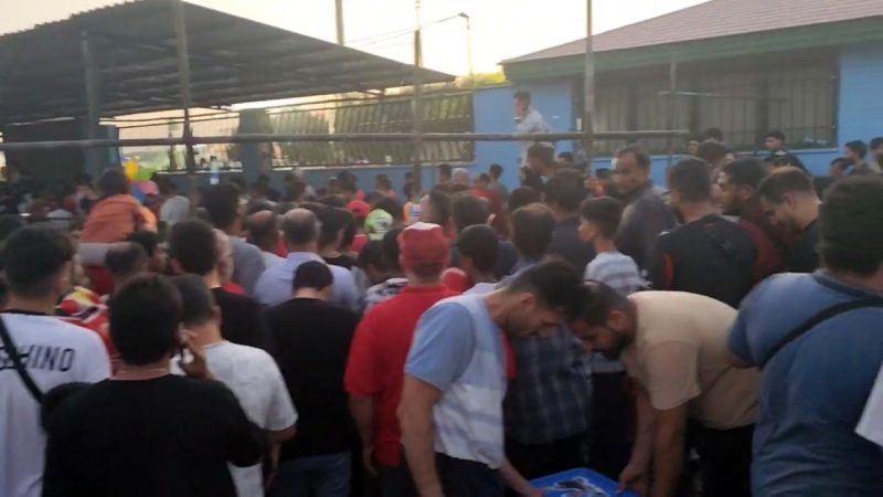 وضعیت افتضاح بلیت فروشی شهدای شهرقدس نیم ساعت مانده به آغاز بازی