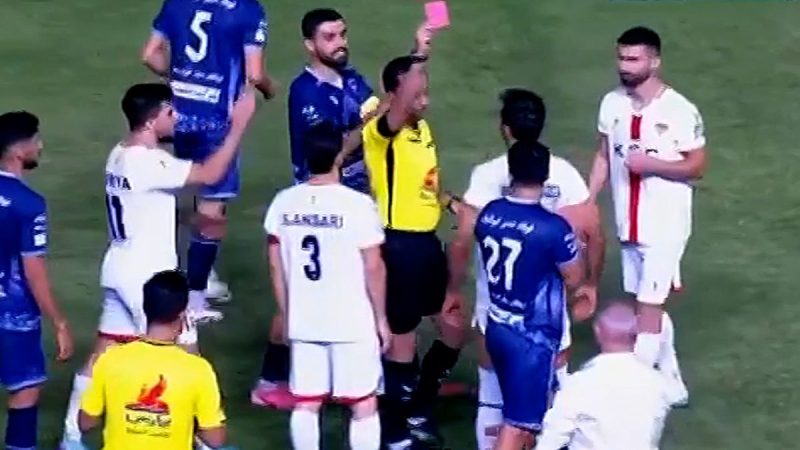 اخراج محمدرضا سلیمانی در دیدار چادرملو و فولاد