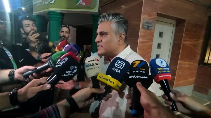 کرمانشاهی: دقیقه نود آمدند یقه تیم را گرفتند می‌گویند سقف قرارداد داریم!
