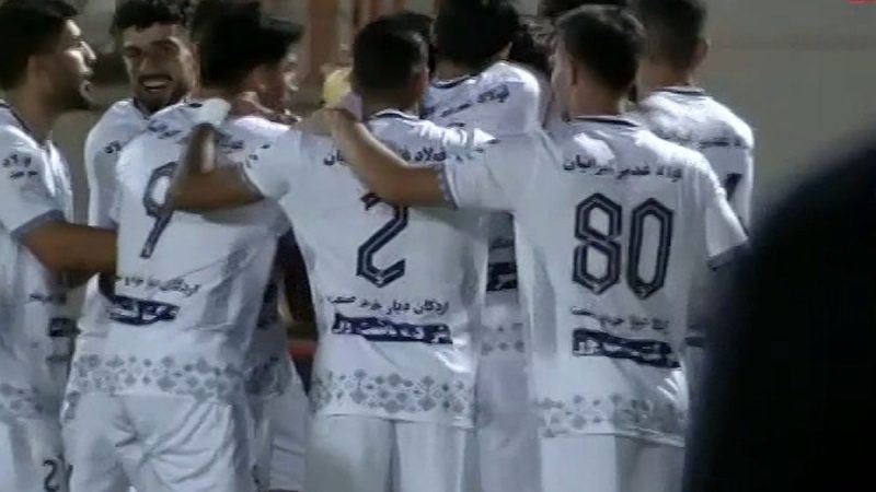گل اول چادرملو به شمس آذر توسط رضا دهقان