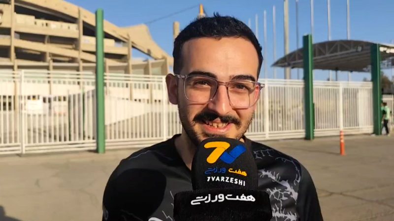 گفت‌وگو با هواداران ملوان پیش از دیدار با چادرملو