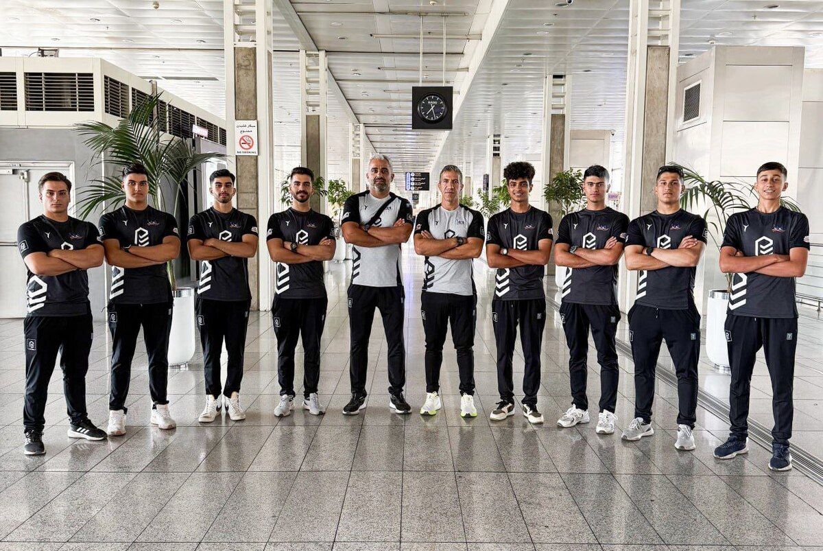 گل‌باران ژاپن توسط کانوپولیست‌های ایران