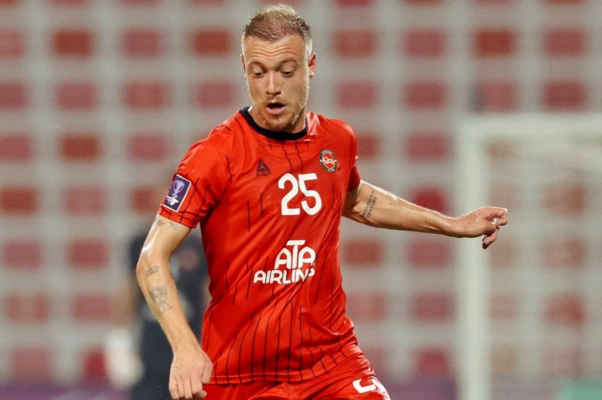 عزت‌اللهی ستاره خارجی تراکتور را محروم کرد