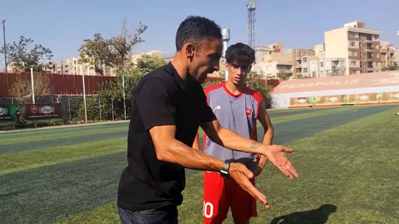 صحبت‌های کلیدی عبدی با مدافع پرسپولیس پیش از دربی