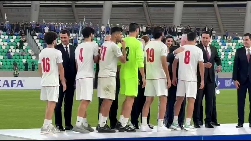 اینفانتینو به ملی پوشان ایران مدال نقره داد!