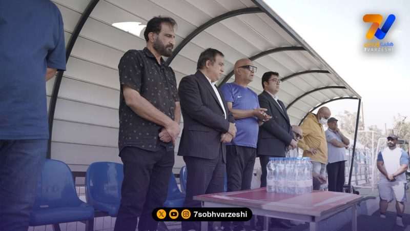 بازدید تاجرنیا از استقلال ب