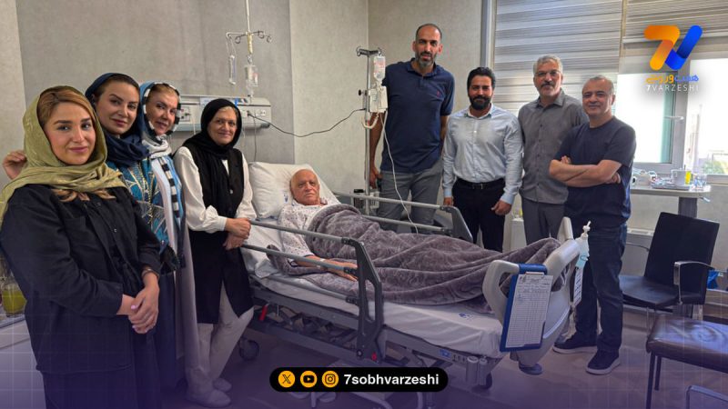 عیادت اعضای تیم بسکتبال استقلال از عنایت‌الله آتشی
