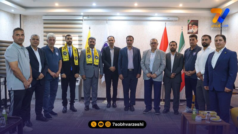 نشست چندجانبه بین باشگاه سپاهان و النجف برگزار شد
