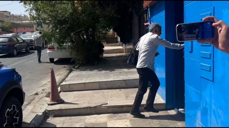 ورود تند و تیز بیژن طاهری به دفتر باشگاه استقلال