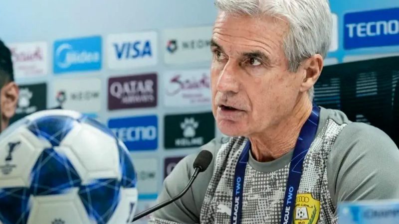 سرمربی الوصل: استقلال سرمربی توانمندی روی نیمکت دارد