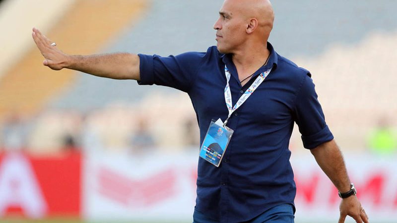 منصوریان: بازیکنان در استقلال  و پرسپولیس در تیررس قضاوت هستند