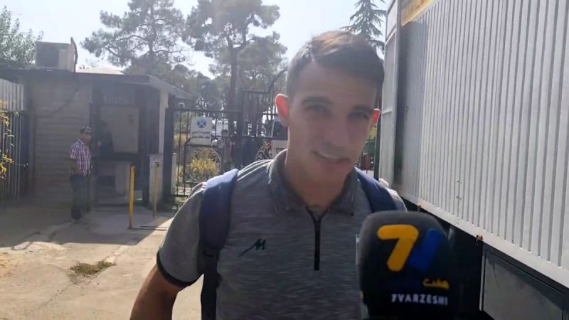 امیر حسین حسین زاده: تبریک چی؟ نایب قهرمانی چی؟