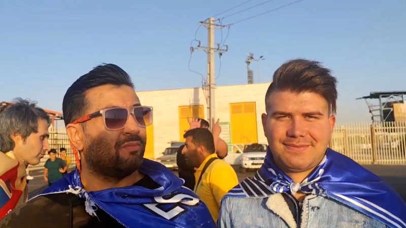 دو سه بازیکن در استقلال کم کاری می کنند