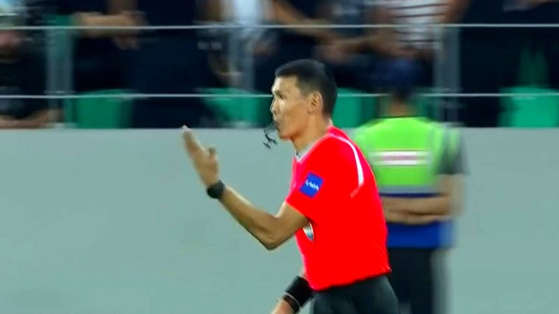 رد پنالتی ایران برابر ازبکستان توسط VAR