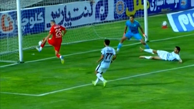 گل سوم تراکتور به آلومینیوم اراک توسط دوماگوی دروژدک