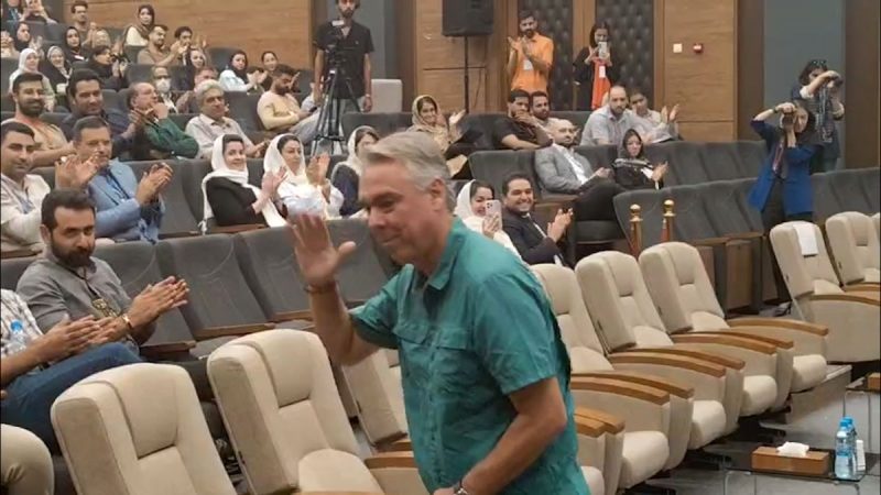 تقدیر از لوسادا مربی بدنساز پرسپولیس در کنگره بین المللی فوتبال کلینیک