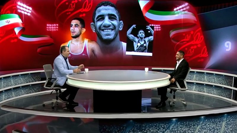 عموزاد: مردم دوست دارند تمام کشتی ها را ده به هیچ ببرم!