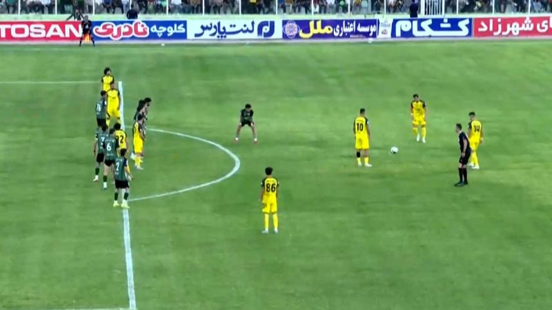 گل اول سپاهان به خیبر توسط حاج‌صفی