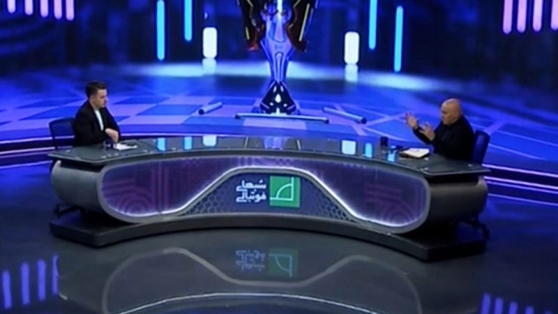 منصوریان: وضعیت سکوهای استقلال و پرسپولیس به یک اندازه ملتهب است