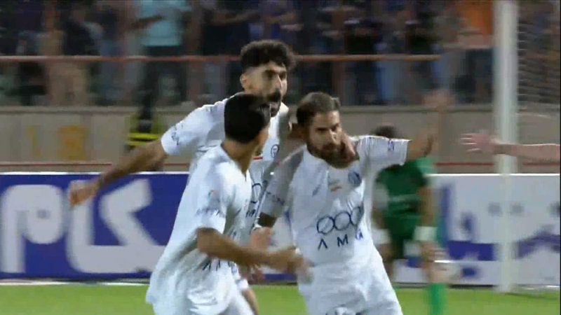 گل اول استقلال به شمس آذر توسط مهران احمدی