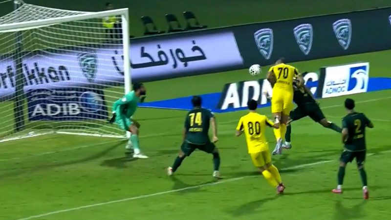 گل دوم الاتحاد کلبا به خورفکان توسط شهریار مغانلو