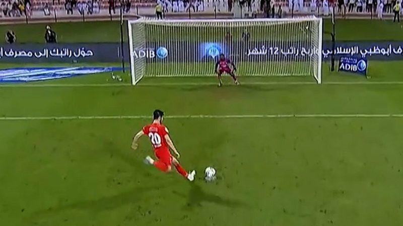سردار آزمون همه کار کرد به جز گل زنی برای شباب الاهلی