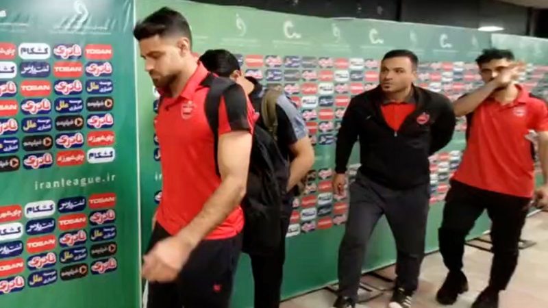 بازیکنان پرسپولیس میکسدزون را بدون مصاحبه ترک  کردند