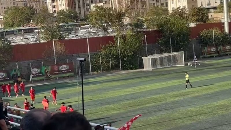 پایان نیمه اول دربی سرخابی با پیروزی ۲ بر صفر پرسپولیس