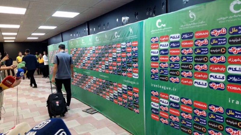 پرسپولیسی‌ها پس از تساوی با گل‌گهر بدون مصاحبه رفتند