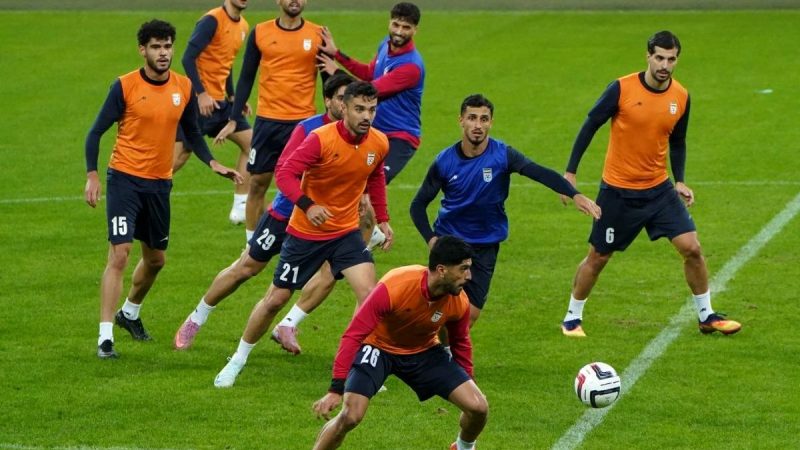 ایران – روسیه؛ جام جهانی برای تیم ملی شروع شد