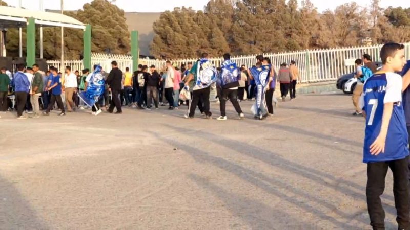 استقبال کم از دیدار در ورزشگاه تختی مقابل چادرملو