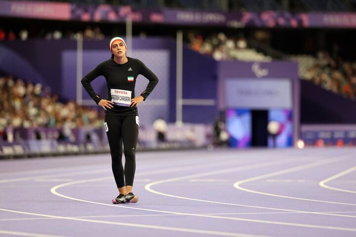 هاجر صفرزاده با اقتدار به نیمه‌نهایی دوی ۲۰۰ متر جهانی رسید
