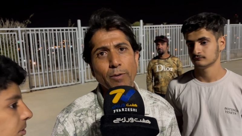 اعتراض هواداران فجر به داوری و عملکرد مهاجمان پس از شکست مقابل استقلال