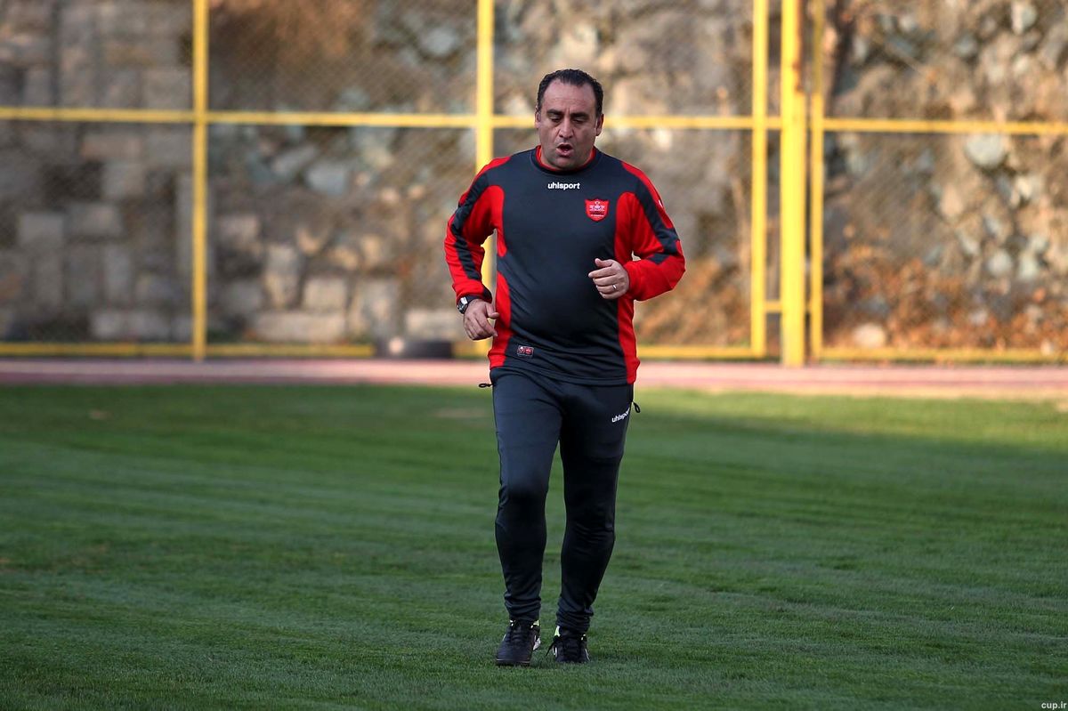 اختلافات علنی شد؛ دخالت حسین عبدی در امور فنی پرسپولیس/ ادعای یک خبرگزاری