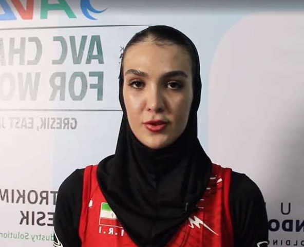 ریحانه کریمی