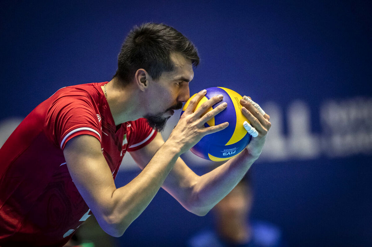 بیوگرافی فرهاد قائمی والیبالیست ایرانی و همسرش