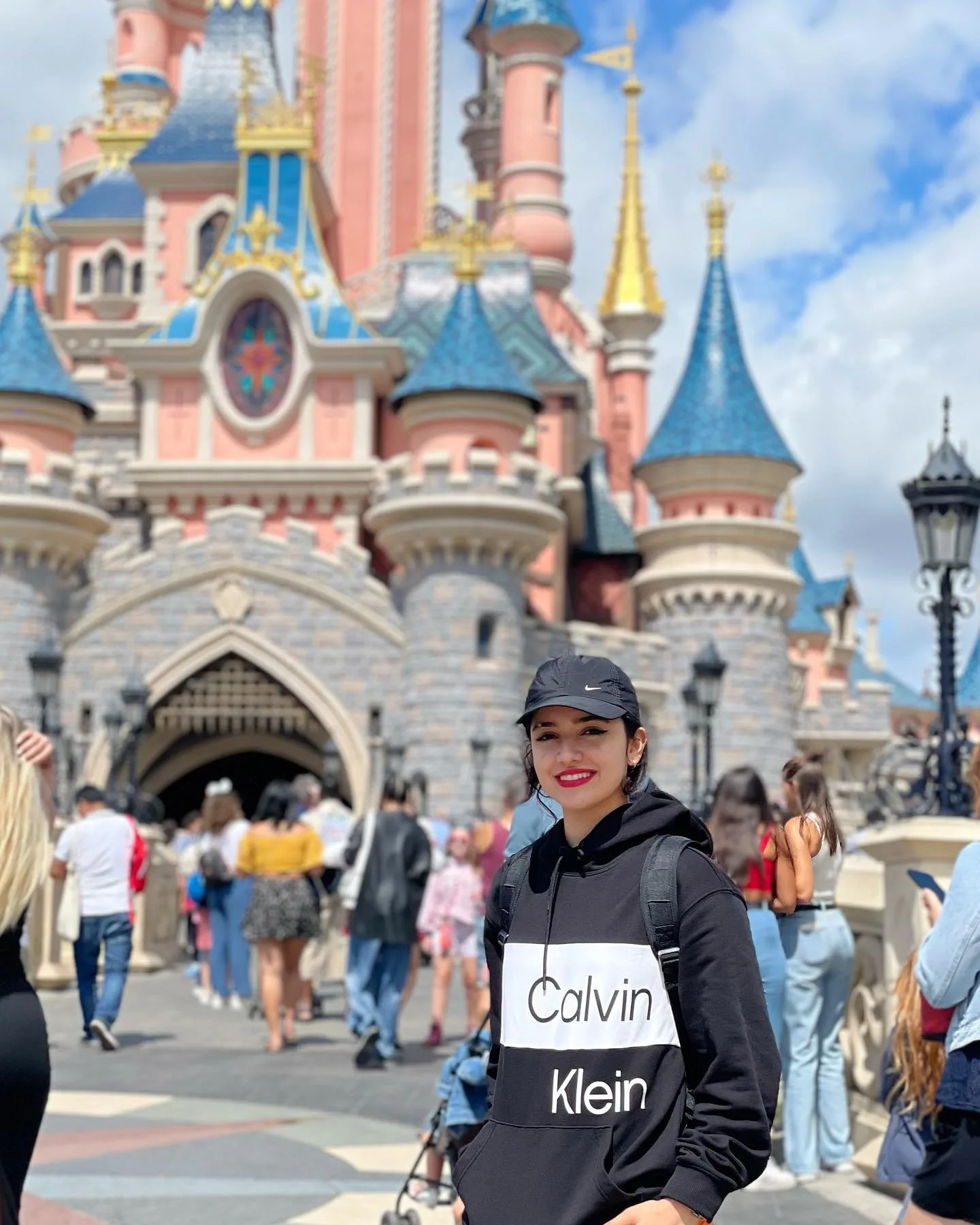 مژده شعبانی