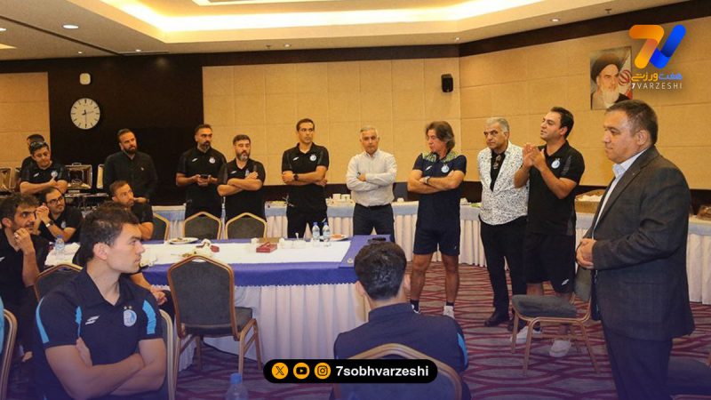 حضور تاجرنیا در اردوی استقلالی ها؛ در شرایط سختی هستیم