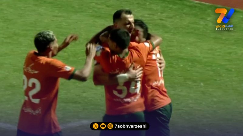 گلزنی زلاتان استقلالی ها بعد از ۴۱۳ روز!
