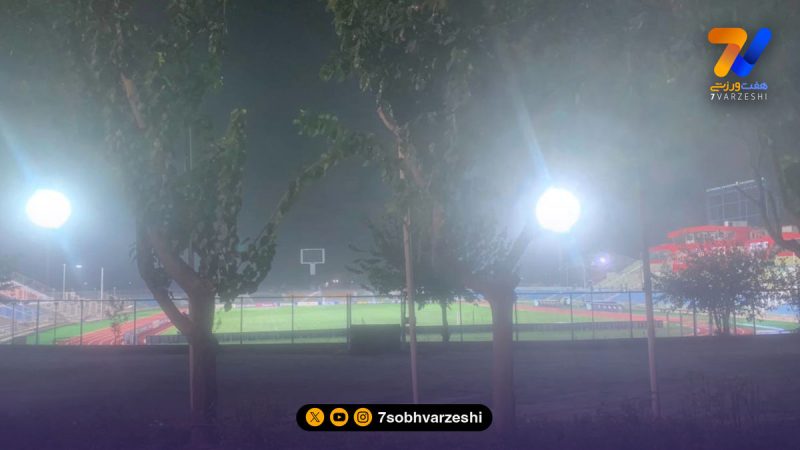 باورنکردنی؛ نورافکن های ورزشگاه شهرقدس از کار افتاد!