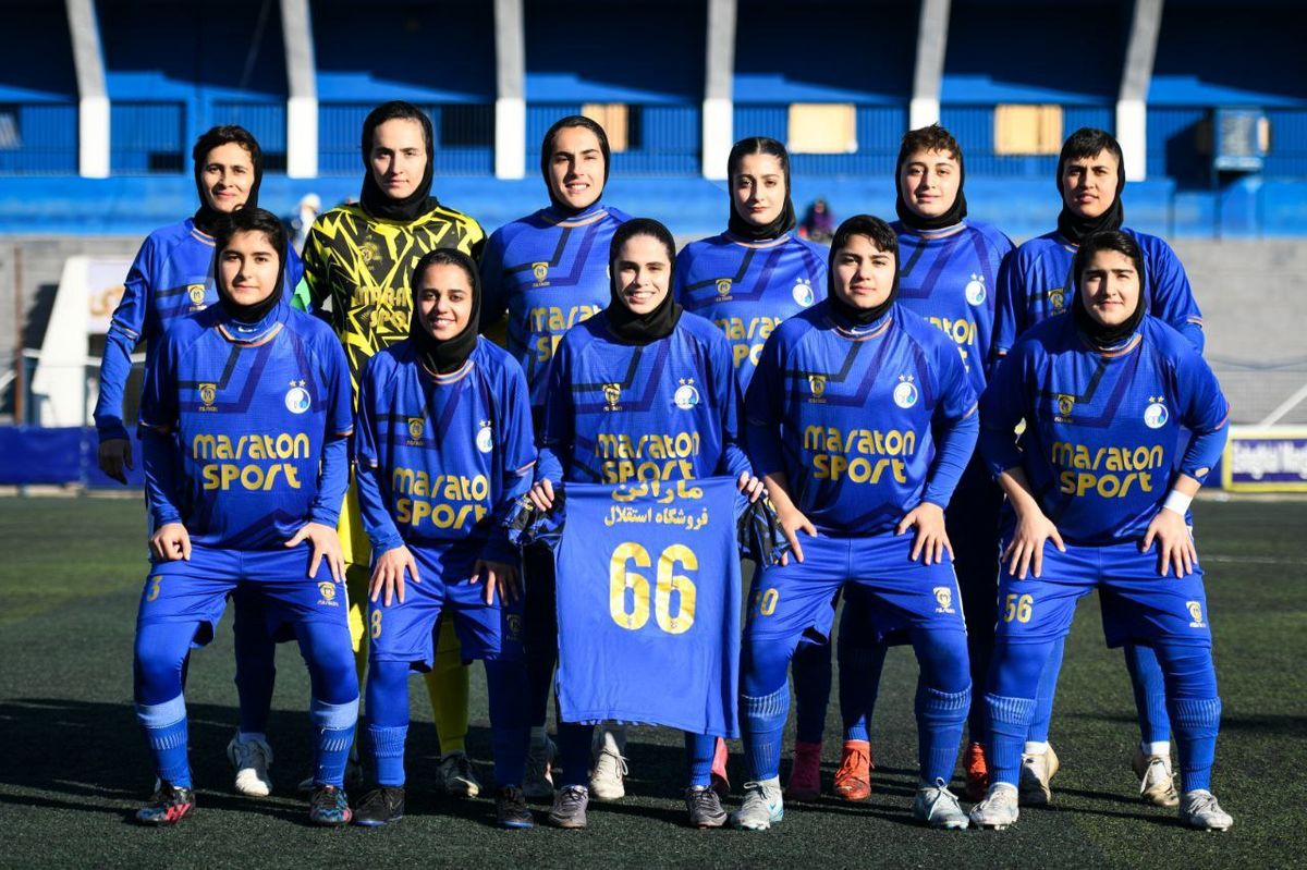 استقلال با غلبه بر حسن‌زاده در صدر ماند