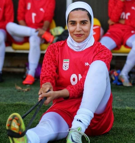 فاطمه عادلی